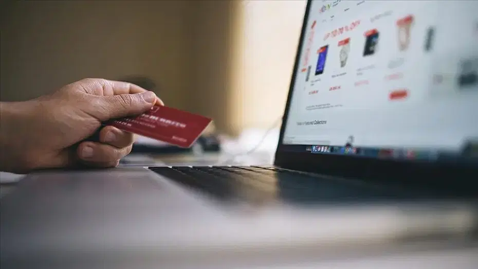 Online Alışverişte Sahte Yorum ve Puanlara Karşı Yeni Düzenlemeler