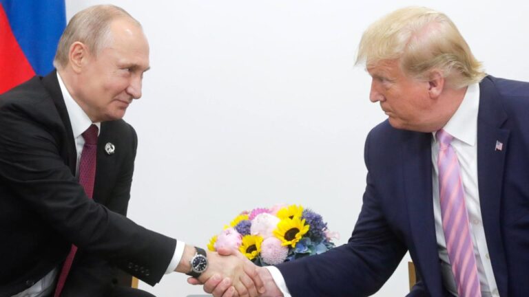 Trump, Putin ile konuşacağını ve “önemli” adımlar atabileceklerini söyledi