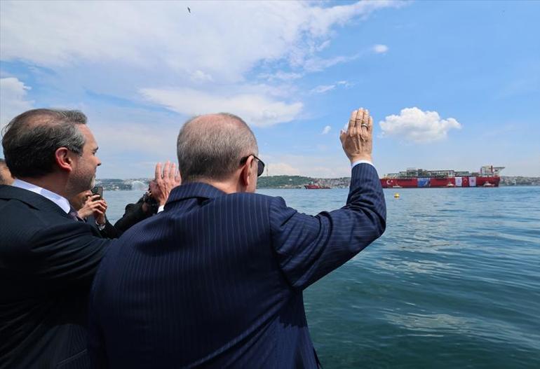Türkiye Osman Gazi Filyos Limanı'nın yüzen doğal gazının üretimi için ilk platform