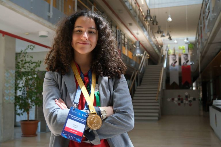 TED öğrencisi Biyolojide Türkiye birincisi oldu – Son Dakika Eğitim Haberleri