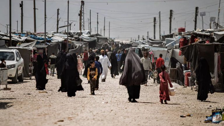 IŞİD üyesi olduğu öne sürülen Fransız vatandaşları Irak’a gönderildi