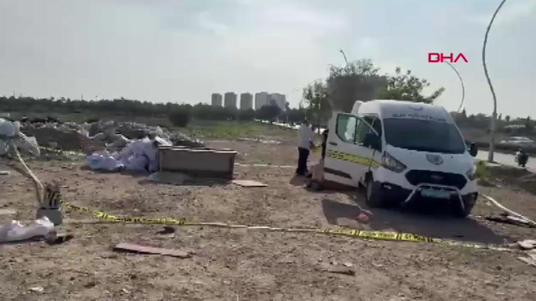 Mersin'de vahşet! Çekyatın içinde ipe sarılı halde bulundu; bu, kötü koku yaymaması için yapılmıştı.