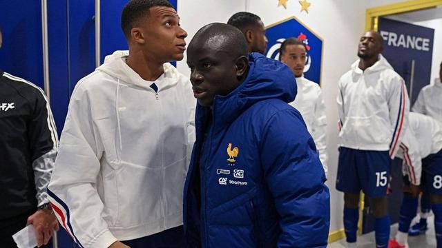 Fransa’da Kante’den Mbappe’ye şok hareket! Kriz büyüyor…